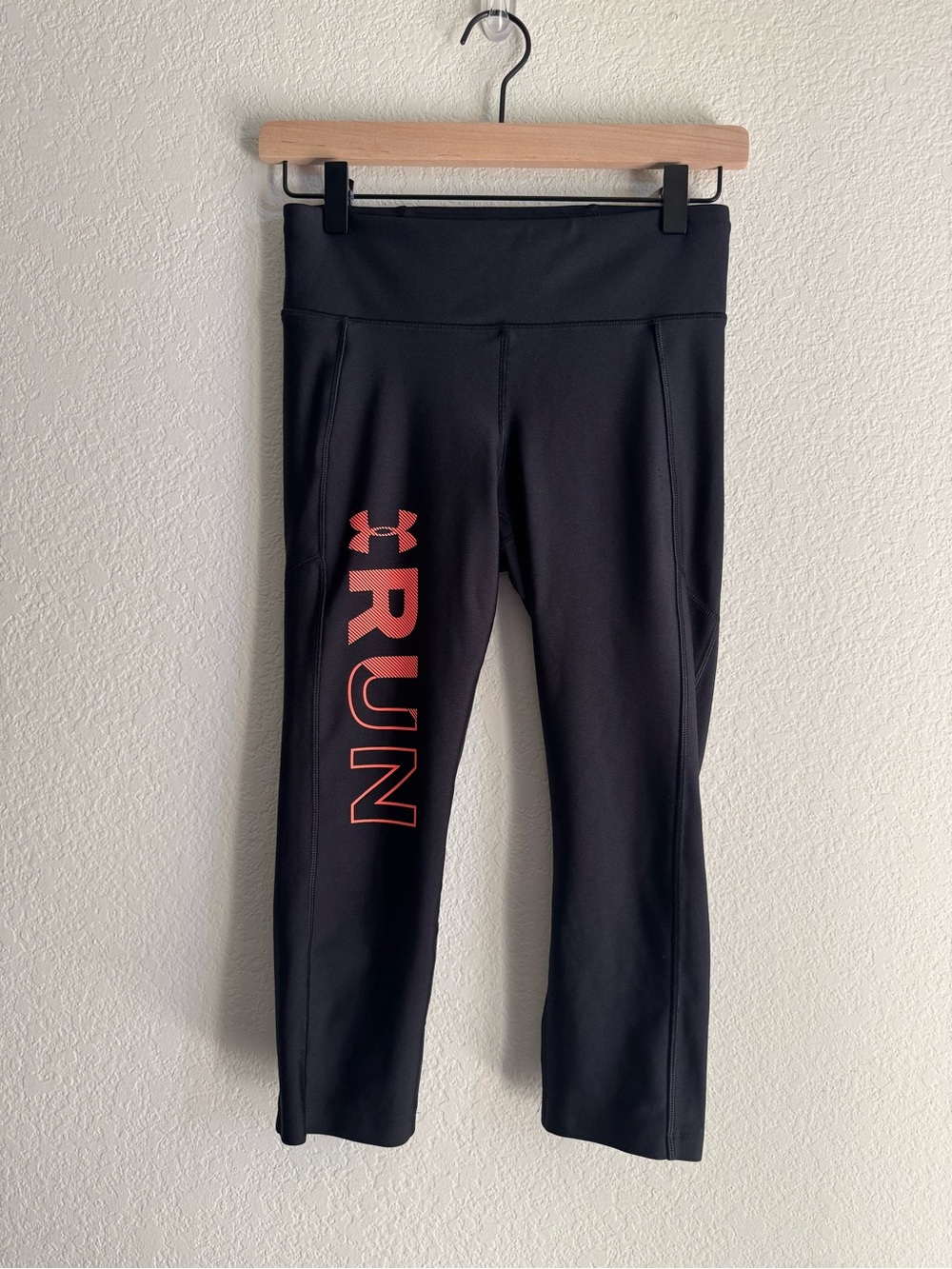 Under Armour HeatGear RUN Compression Capri Leggings Small